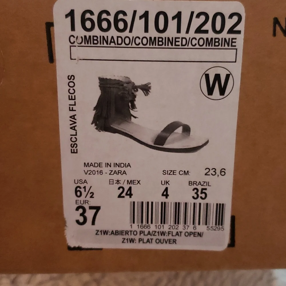 Sandals - Picture 5 of 5